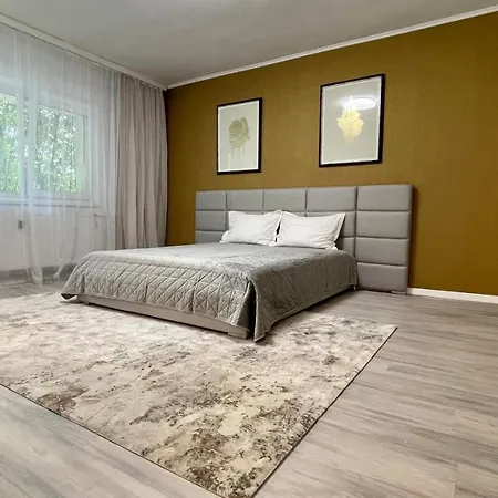 Start 1 בוקרשט